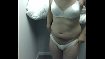 big boobs bra changing in fitting room